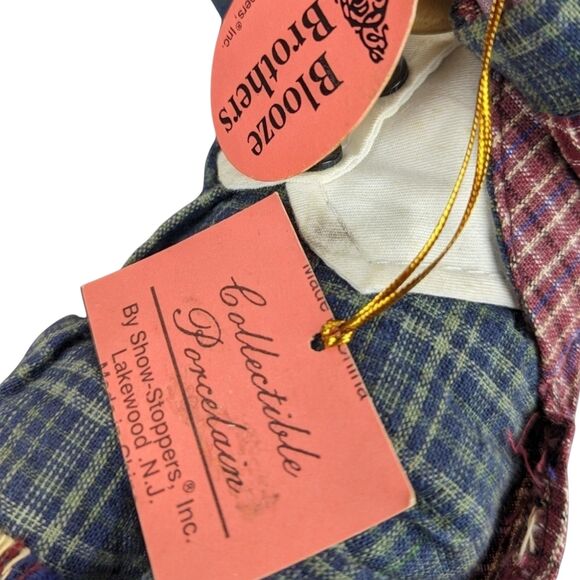 Vintage Hobo Clown Doll: Show Stopper Collectible Circus Decor - Picture 6 of 8